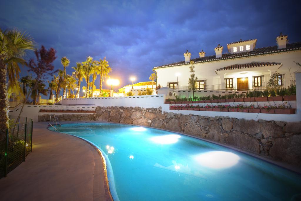 Country House Cortijo De La Fuente Ла-Бобадилья Номер фото